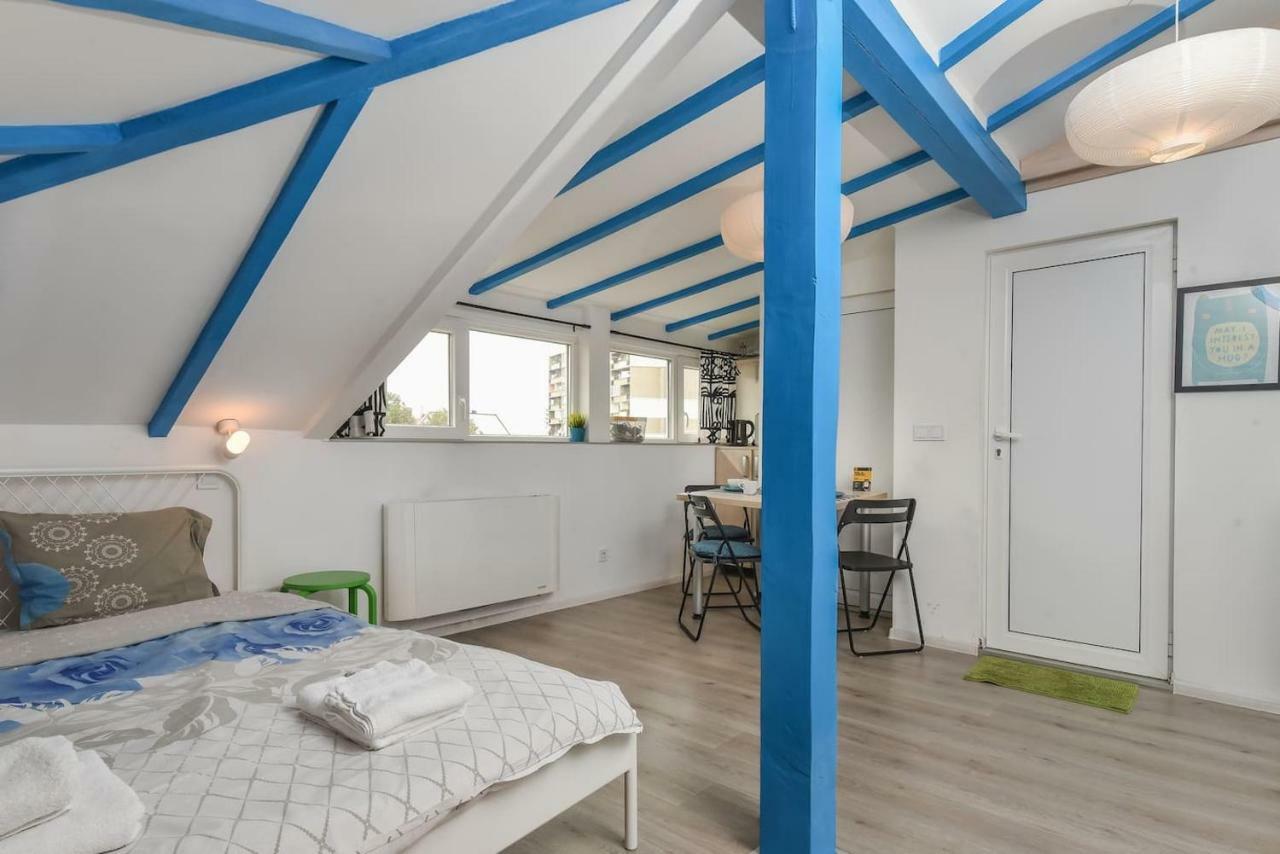 סופיה The Ivy House - A Cozy Attic Near The City Center By Flat Mаnager מראה חיצוני תמונה